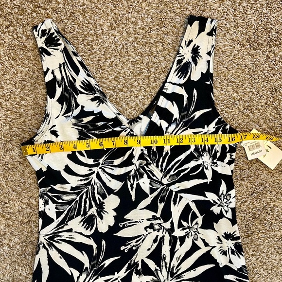 Harper 241Sleeveless Black and White Tropical Leaf Dress, Size M, NWT - Picture 8 of 9